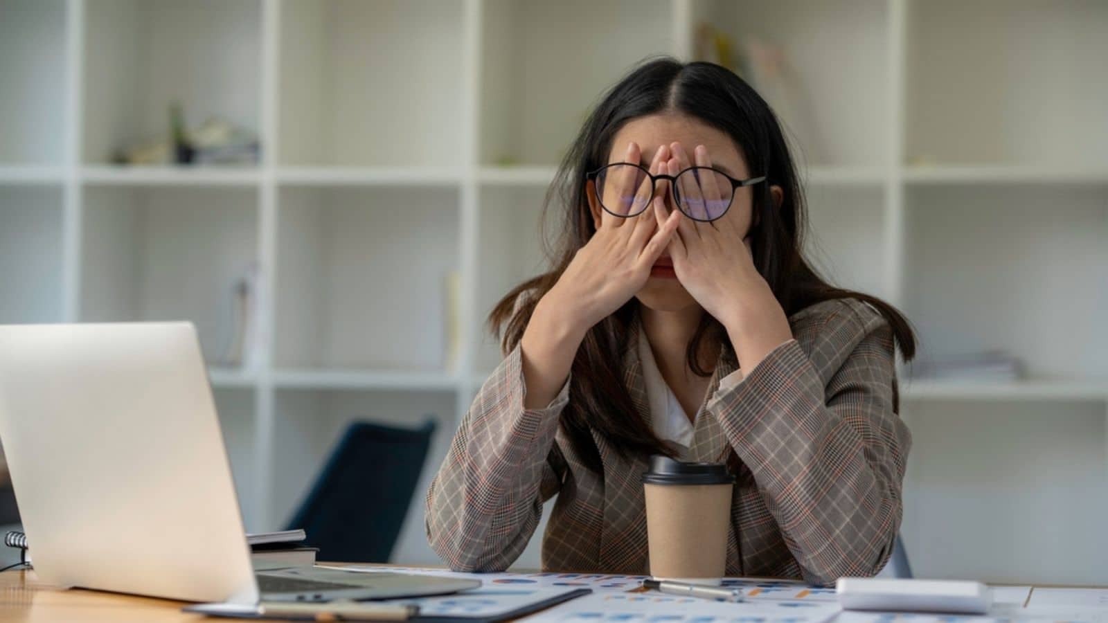 Woman who wants to quit job